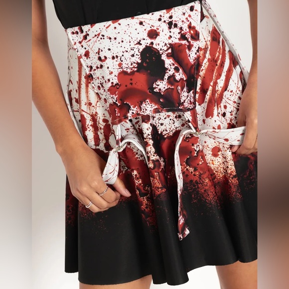 Blackmilk “HORROR NURSE APRON DRESS - LIMITED” Size Medium M NWT Bloody - Picture 7 of 16